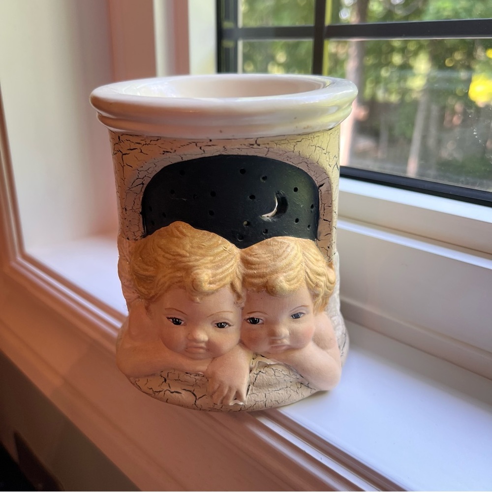 Essential Oil Aroma Diffuser, Tea Light Candle Holder with Cherubs